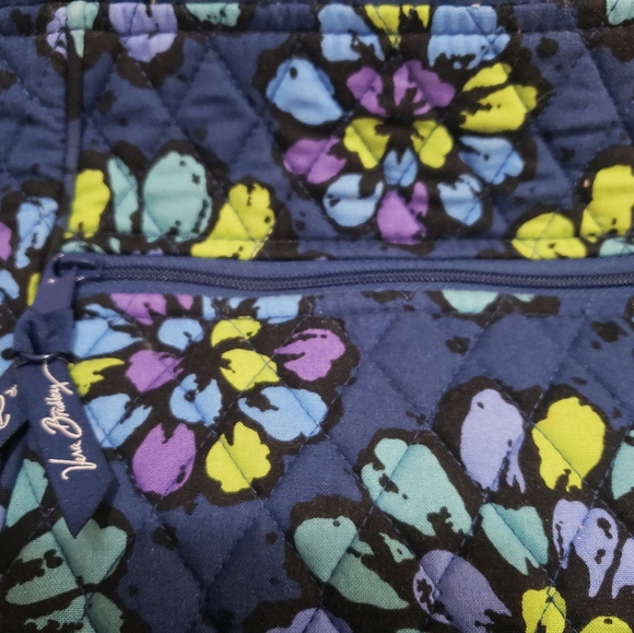 Vera Bradley Tote Purse - Picture 4 of 8